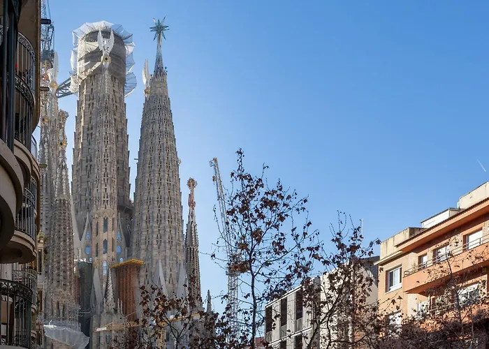 Enjoybcn Gaudi Apartments